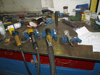 Duscontrol Shoruds fitted to different tools 
